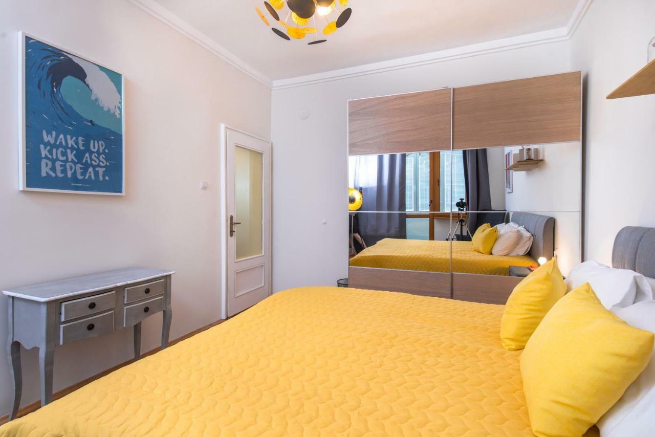 Designer & Luxurious, Business, One Bedroom Apartment In Top Central Sofia By Flat Mаnager Esterno foto