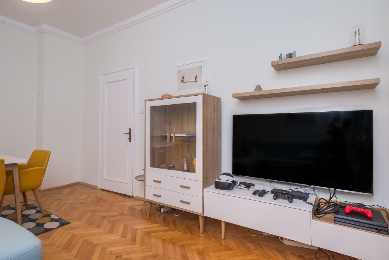 Designer & Luxurious, Business, One Bedroom Apartment In Top Central Sofia By Flat Mаnager Esterno foto